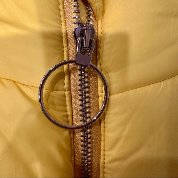 PrettyLittleThing Puffer Jacket - Picture 8 of 9